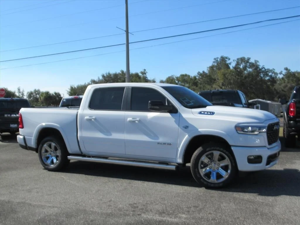 New 2026 Bright White Clear-Coat Exterior Paint RAM Big Horn/Lone Star image 2
