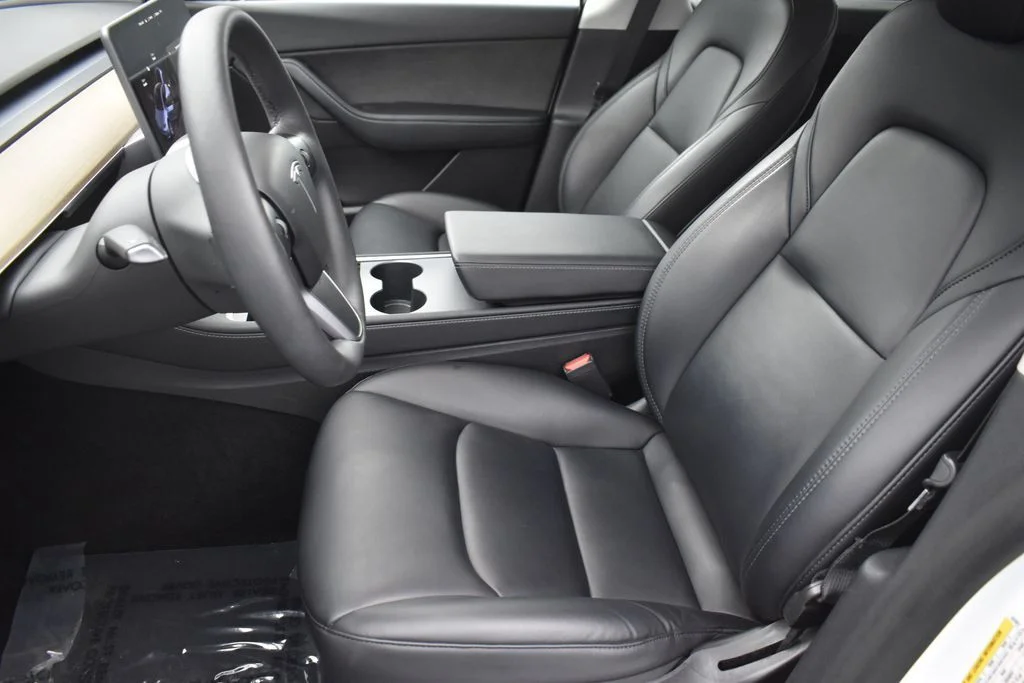 Used 2022 White Tesla Long Range image 11