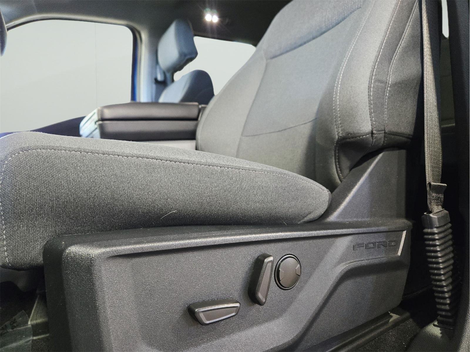 Used 2025 Atlas Blue FORD XLT image 20