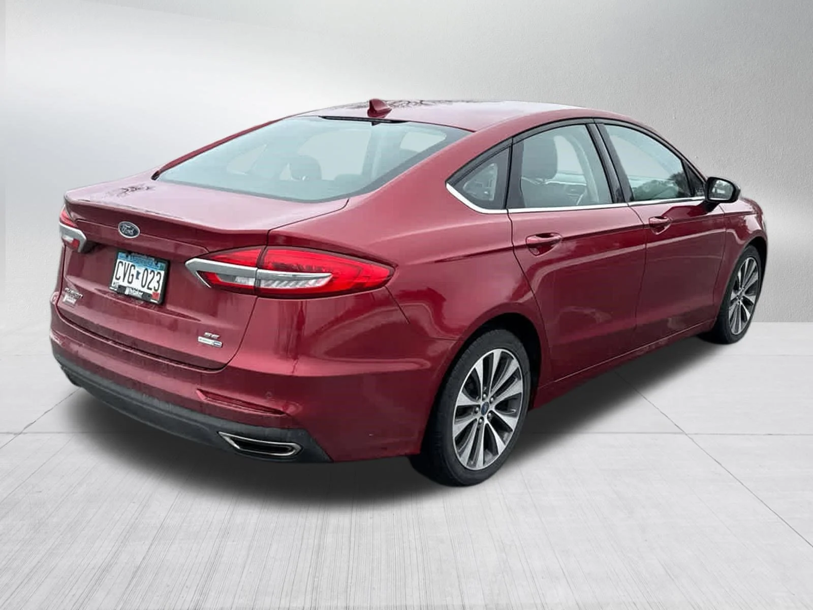 Used 2019 Ruby Red Metallic Tinted Clearcoat Ford SE image 10