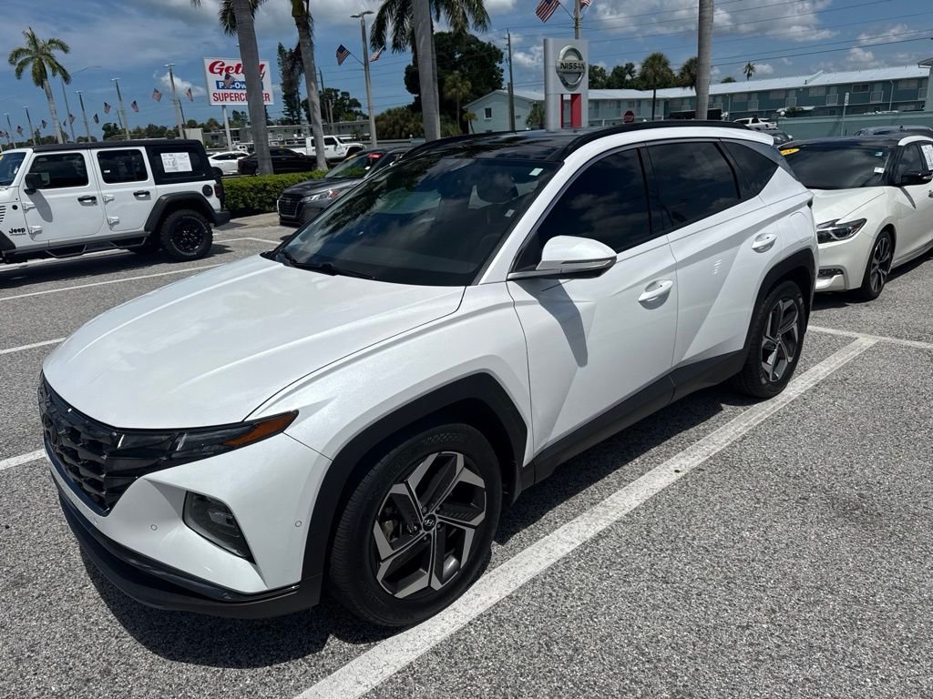 Used 2022 White Hyundai Limited image 1