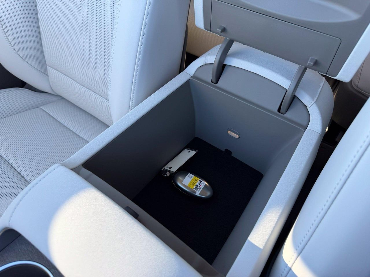 New 2027 Gray Hyundai SEL Premium image 31