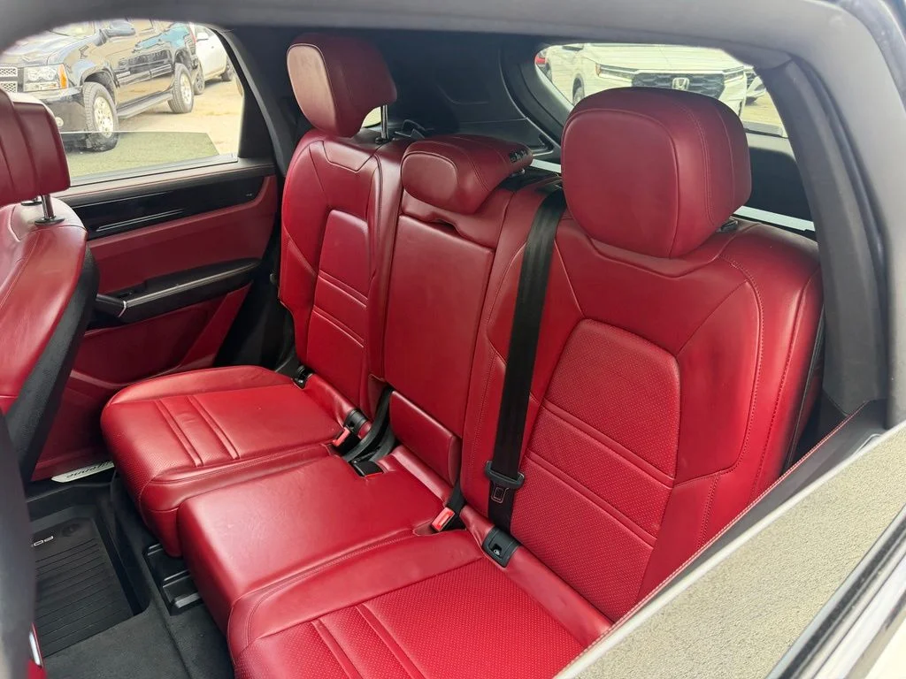 Used 2023 Black Porsche Base image 16