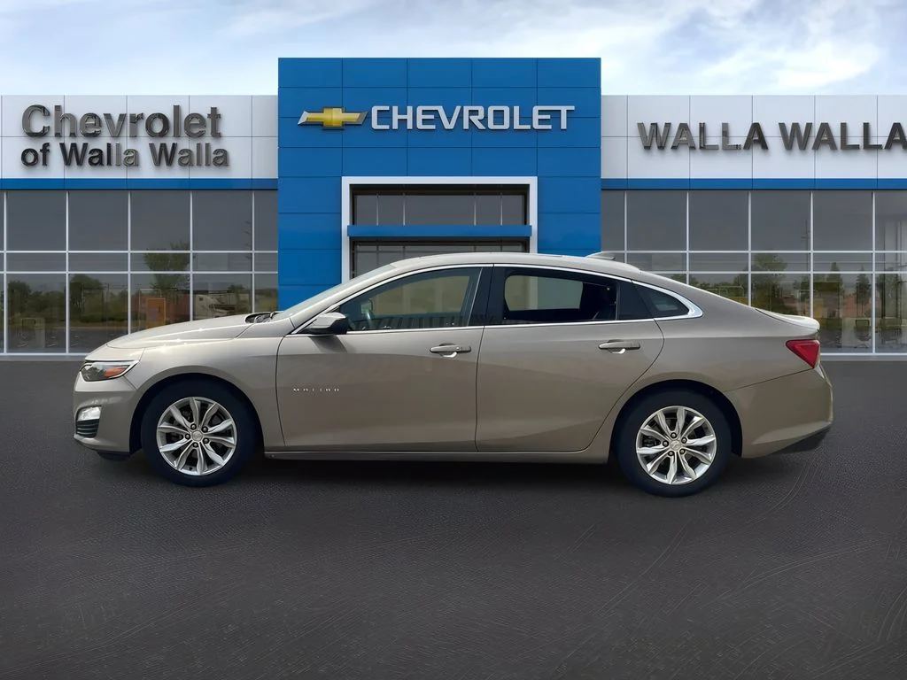 Used 2023 Mineral Gray Metallic Chevrolet LT image 4