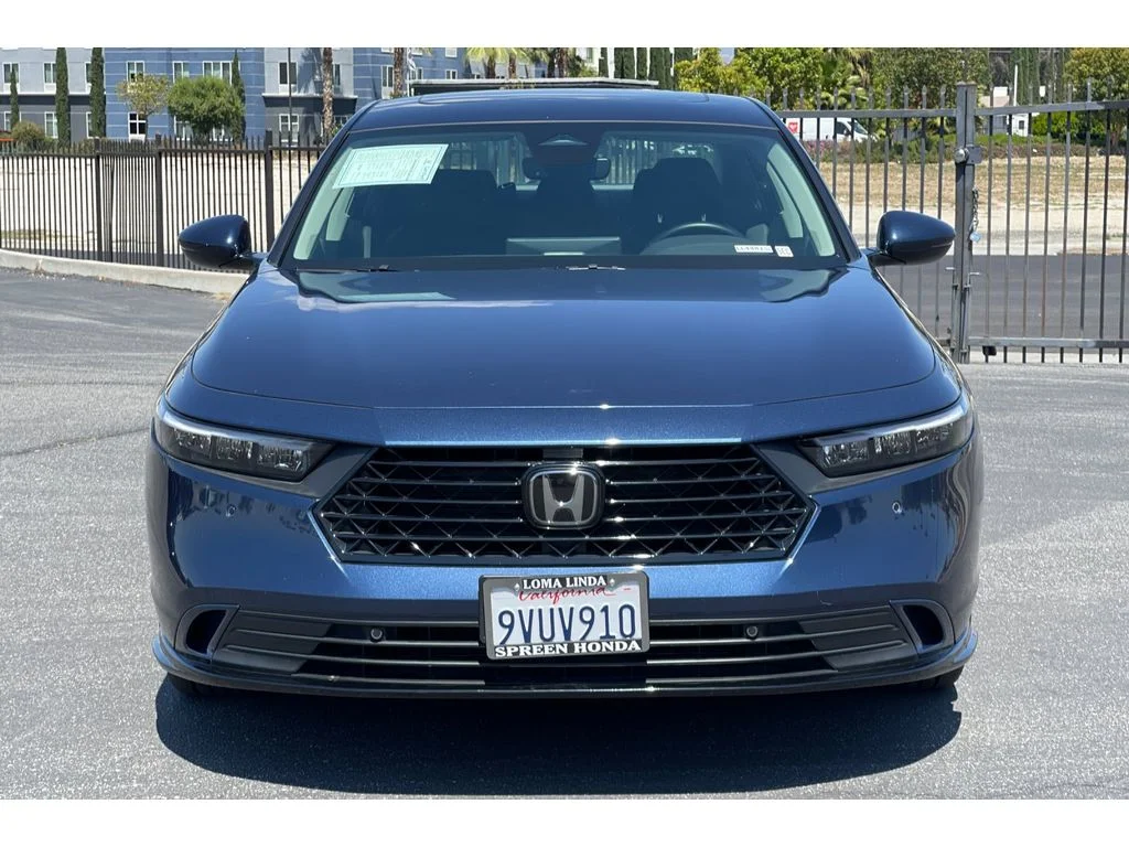Used 2025 Canyon River Blue Metallic Honda EX-L image 9