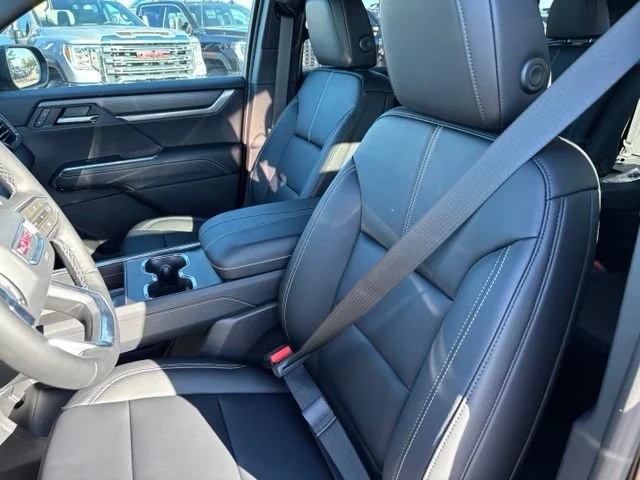 New 2026 Ebony Twilight Metallic GMC Elevation image 13