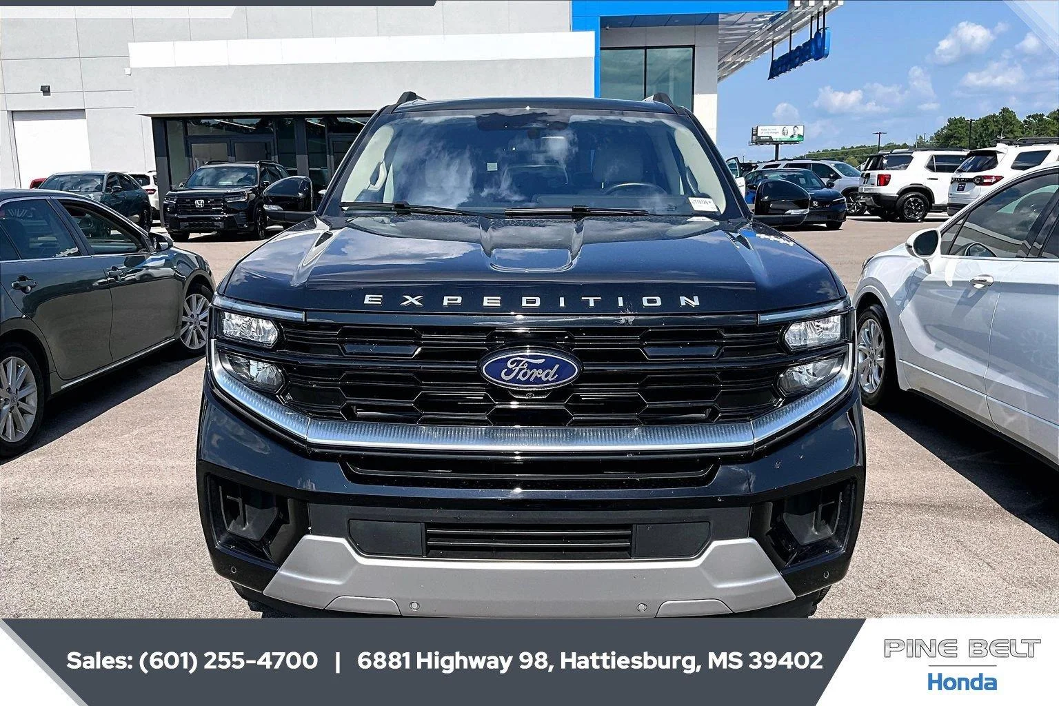 Used 2025 Agate Black Ford Platinum image 5