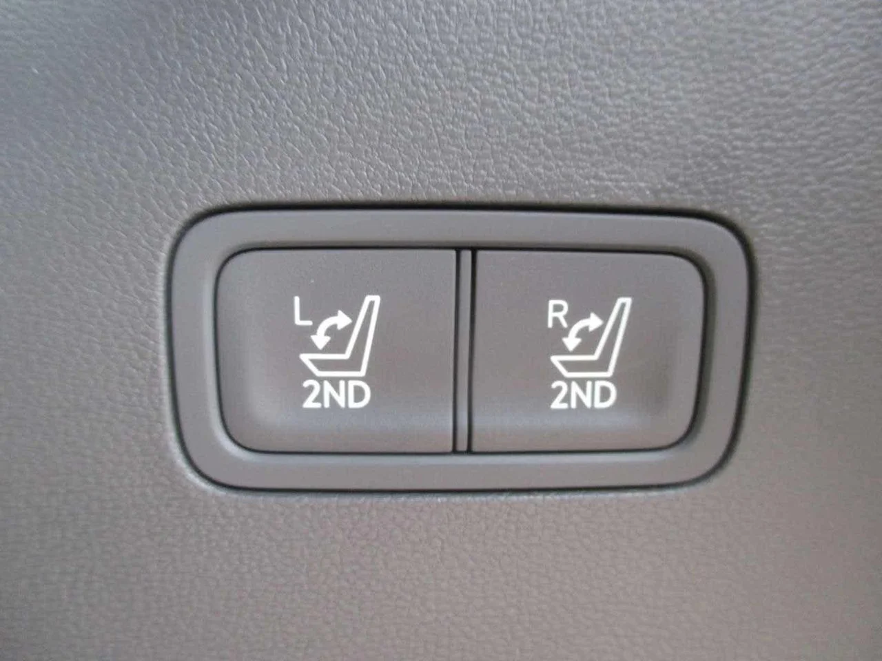 New 2026 Gray Hyundai Calligraphy image 7