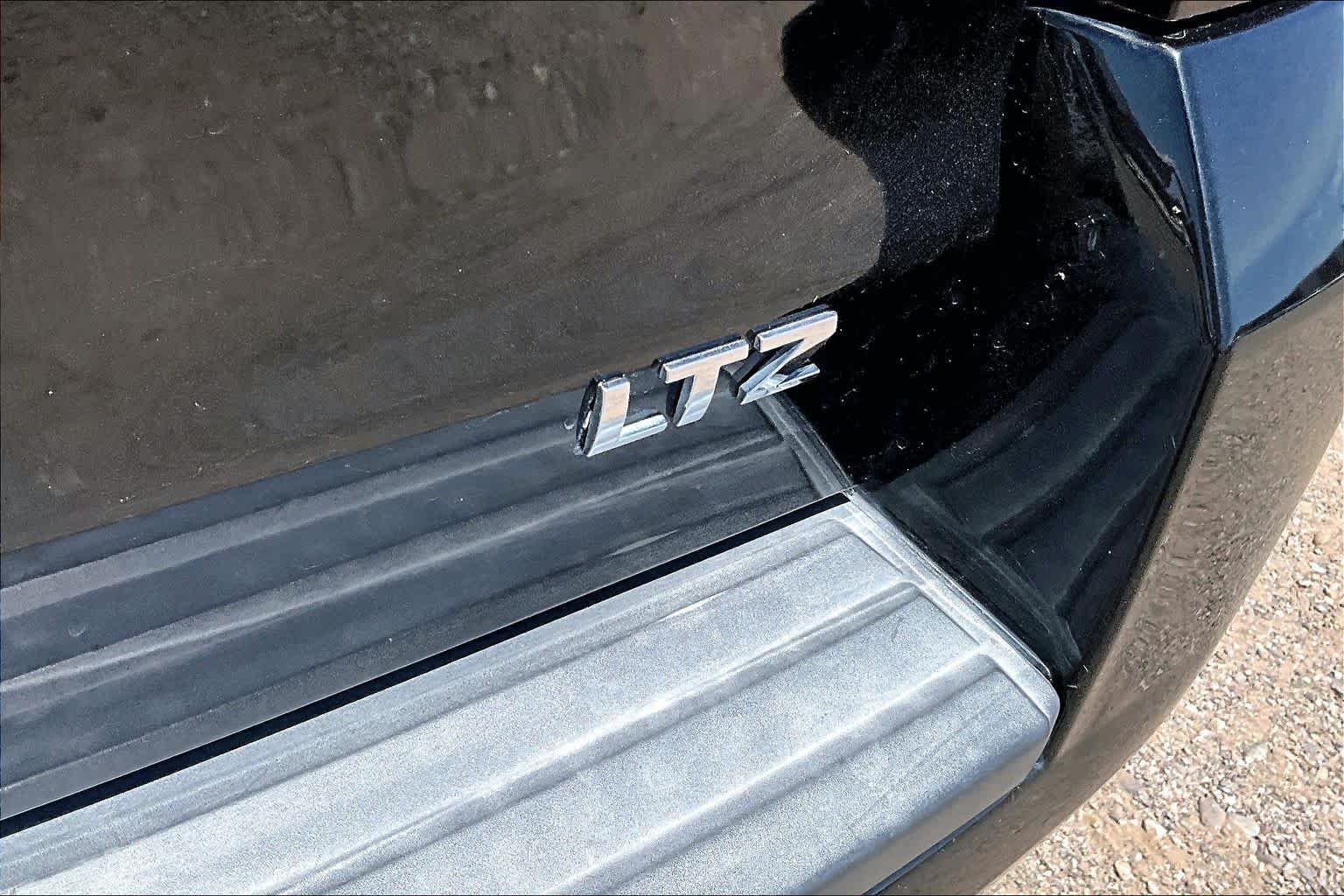 Used 2015 Black Chevrolet LT image 8