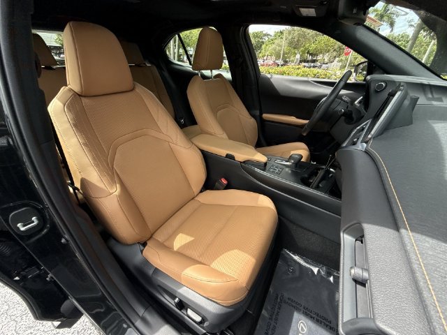 2025 Lexus UX Hybrid 300h Premium - Photo 26