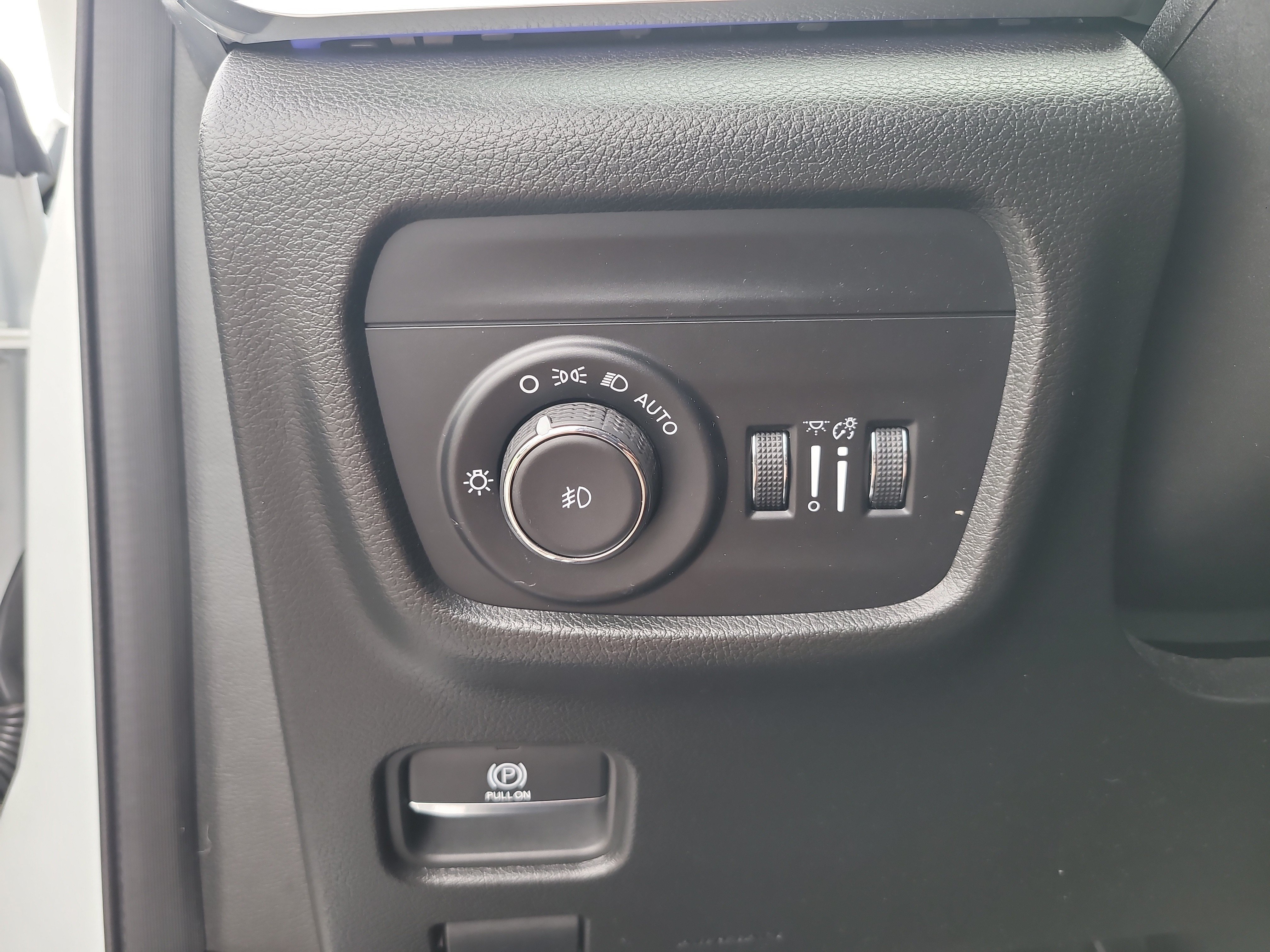 Used 2023 Bright White Clearcoat Jeep Overland image 32