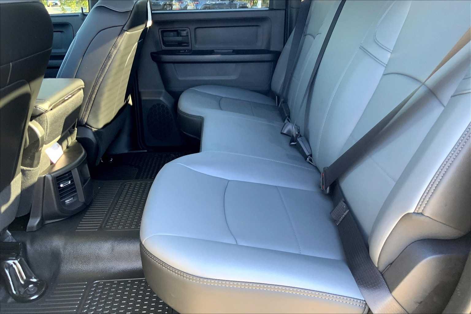 2026 RAM 2500 Tradesman - Photo 17