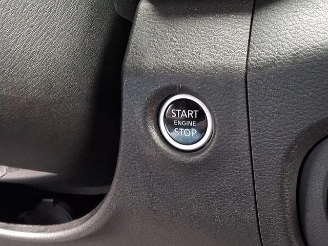 Used 2024 Green Nissan PRO-4X image 22