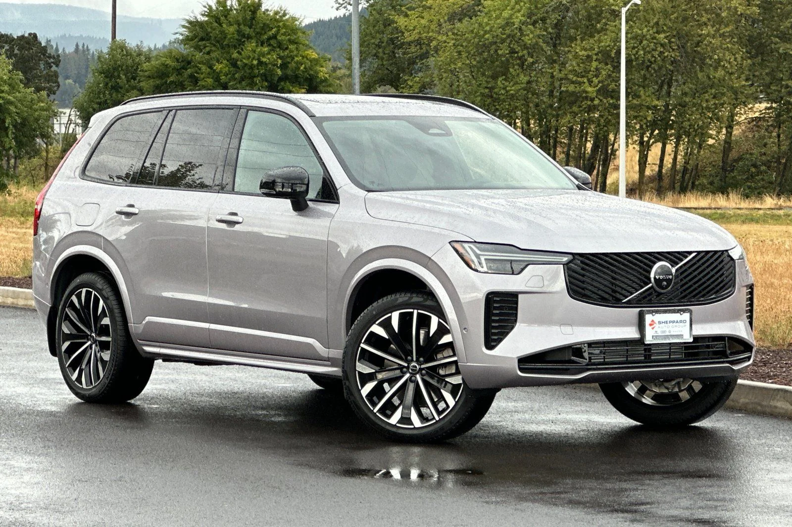New 2026 Aurora Silver Volvo Ultra image 1