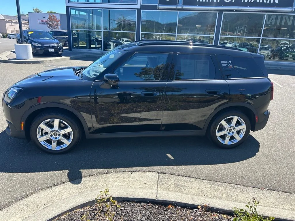 Used 2025 Midnight Black II Metallic MINI Iconic image 2