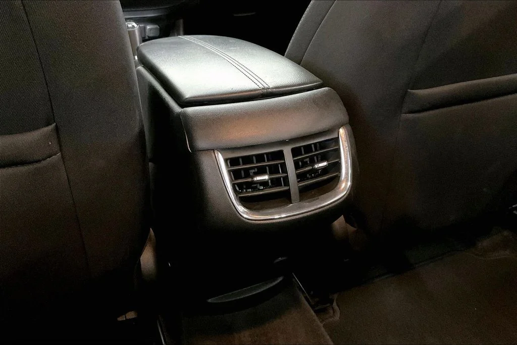 Used 2020 Gray Chevrolet LT image 38