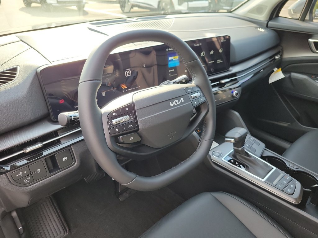 New 2027 Wolf Gray Kia EX image 24