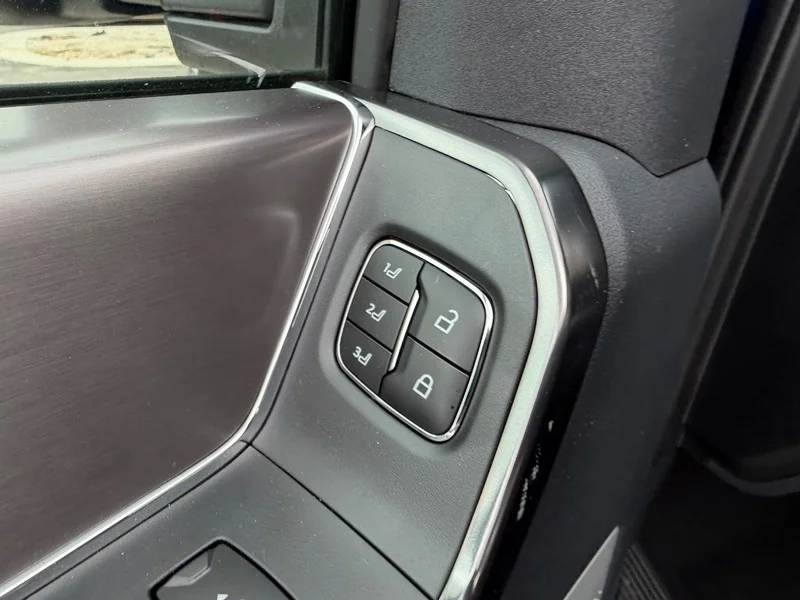 New 2026 Argon Blue Metallic Ford F-250® Platinum® image 17