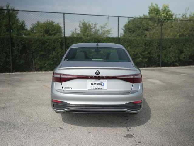 2025 Volkswagen Jetta Sport - Photo 6