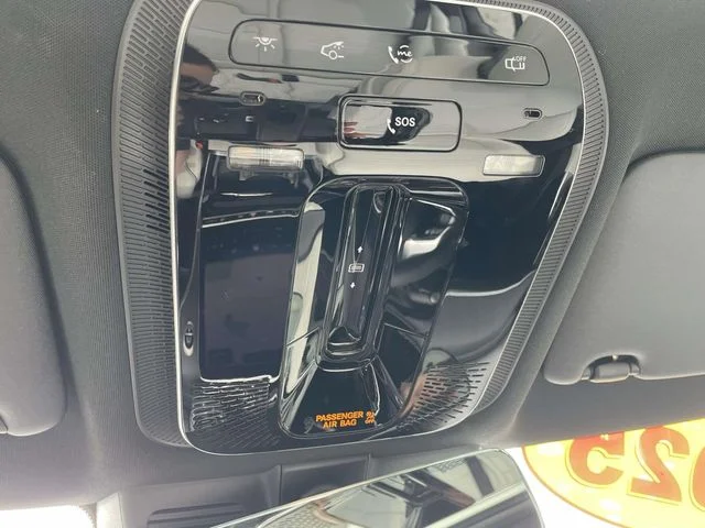 Used 2025  Mercedes-Benz C 300 image 28