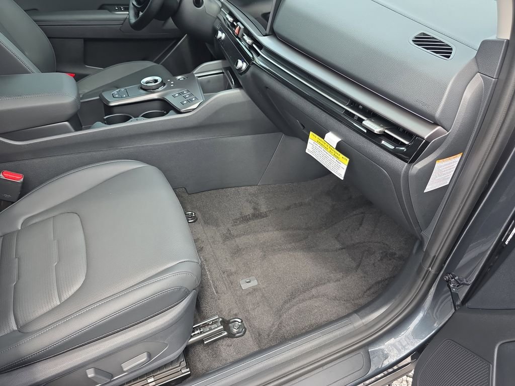 New 2026 Gravity Gray Kia SX-Prestige image 38