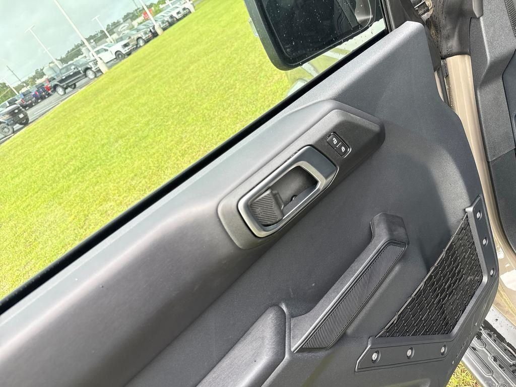 2025 Ford Bronco 4-Door Outer Banks - Photo 12