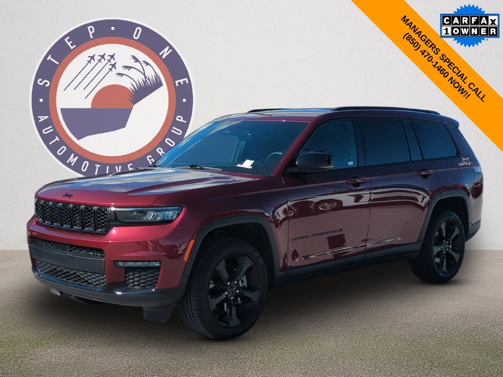 Used 2025 Red Jeep Limited image 1
