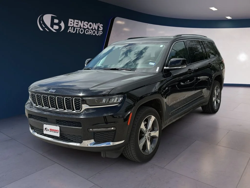 Used 2021 Black Jeep Limited image 1