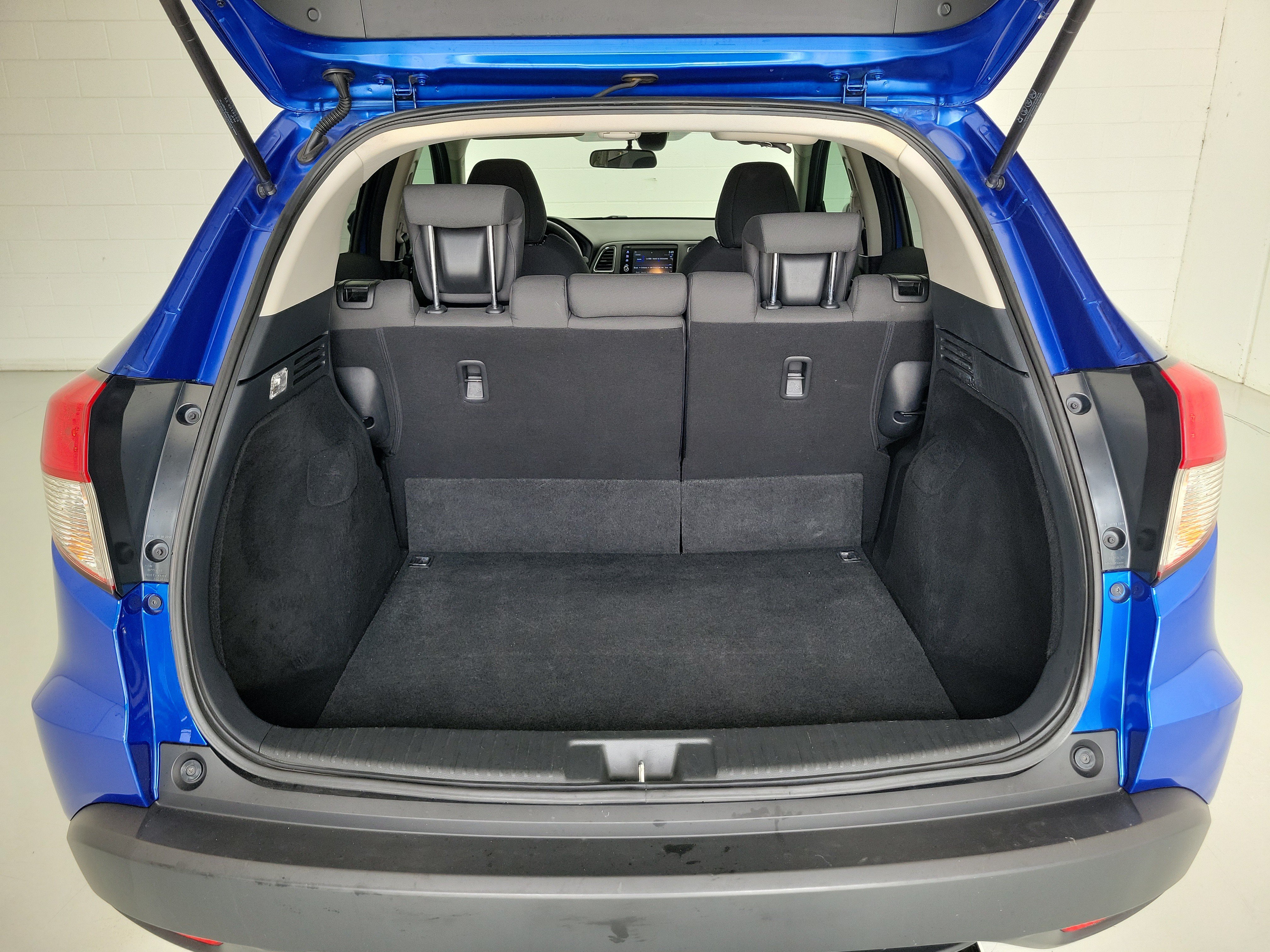 Used 2022 Blue Honda EX image 9