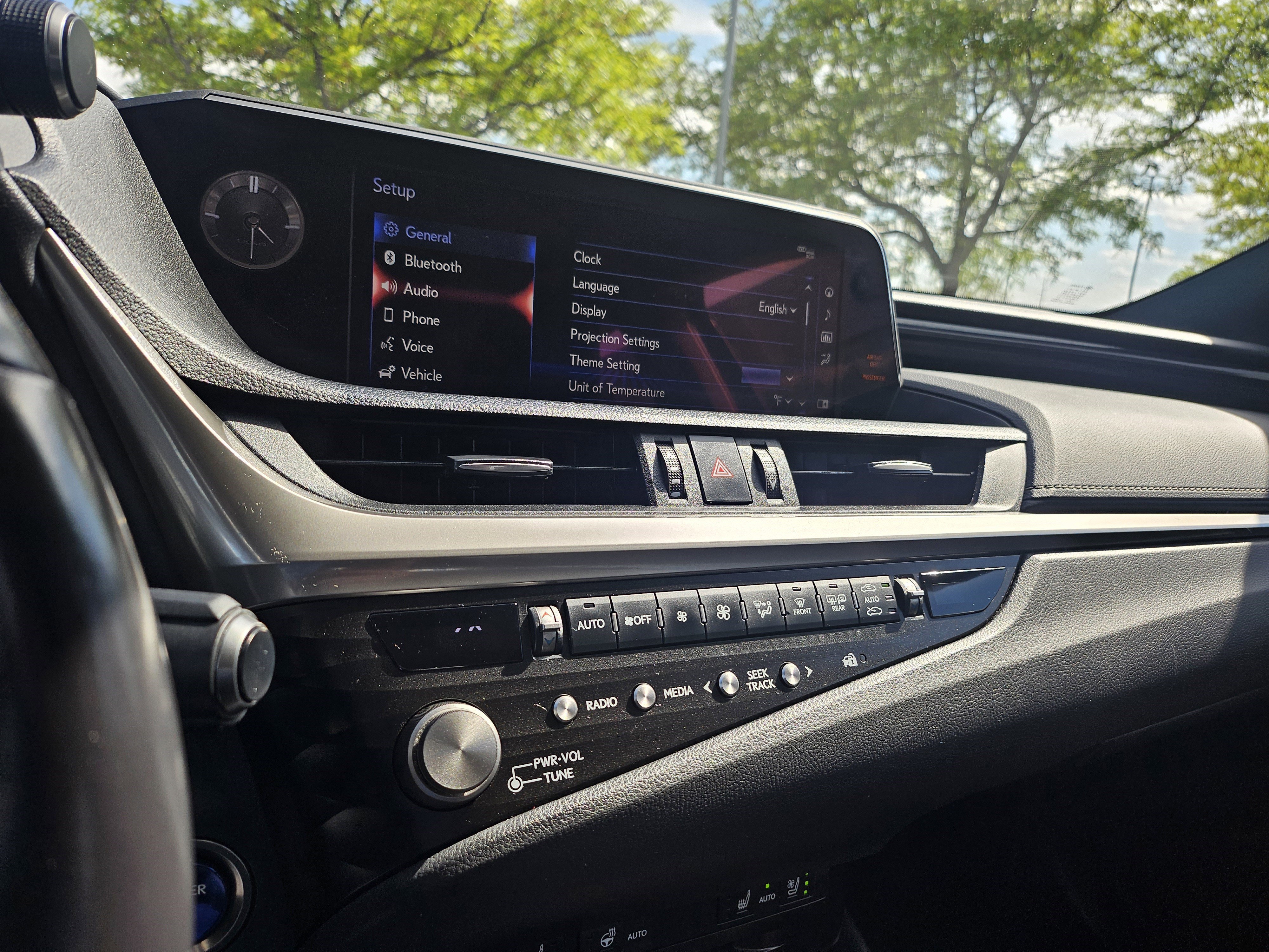 Used 2021 Black Lexus 300h image 13