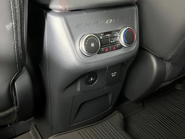 New 2026 Carbonized Gray Metallic Ford ST-Line image 46