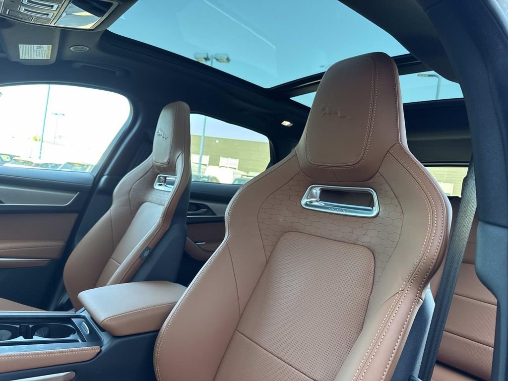 2026 Jaguar F-Pace R-Dynamic S - Photo 20
