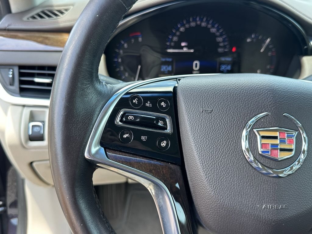 Used 2014 Blue Cadillac Luxury image 33