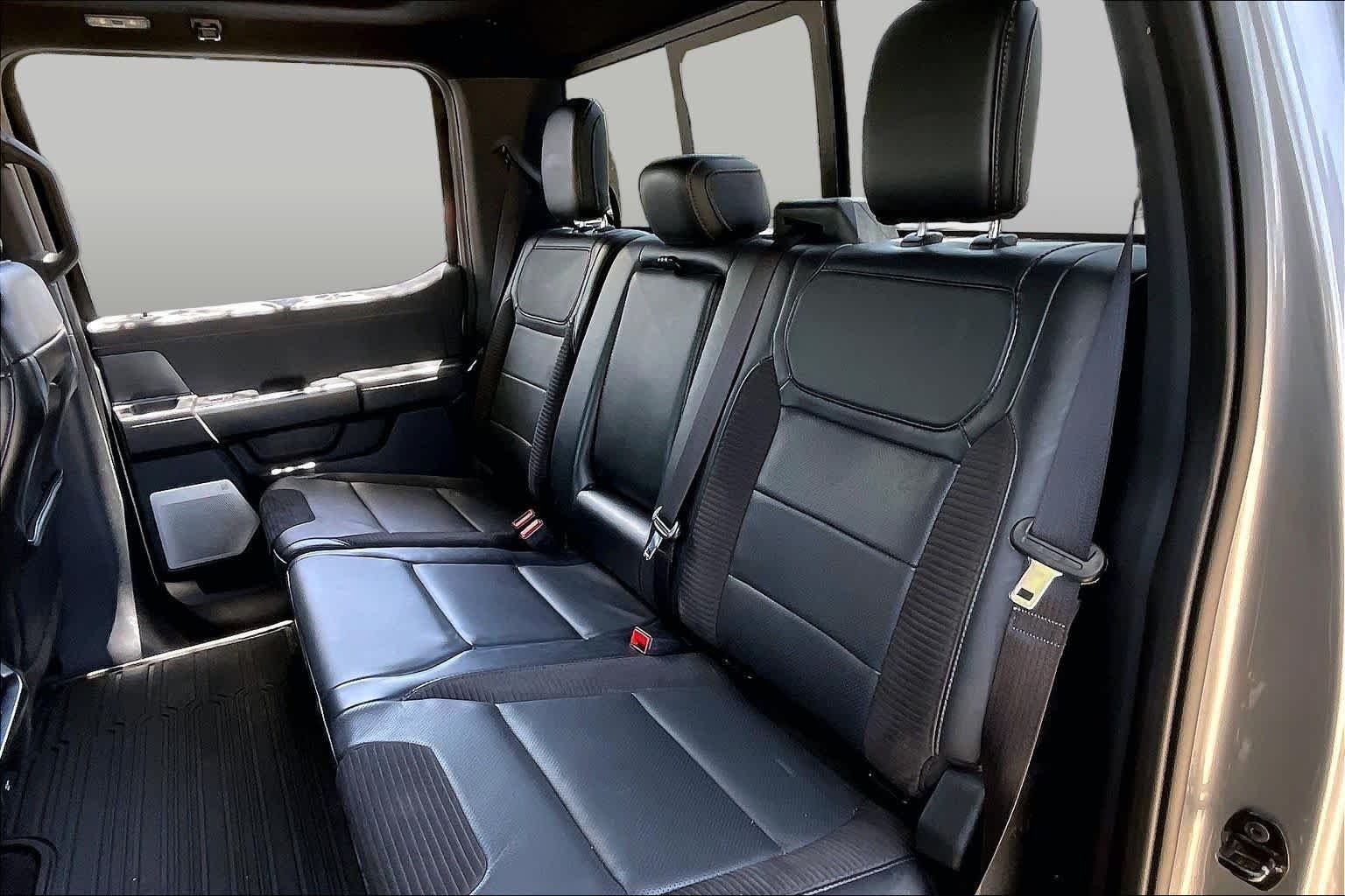 Used 2023 Iconic Silver Metallic Ford Raptor image 18