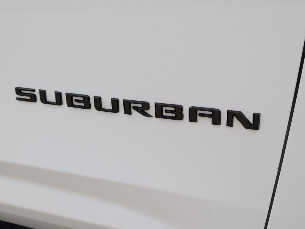 Used 2024 Summit White Chevrolet RST image 34