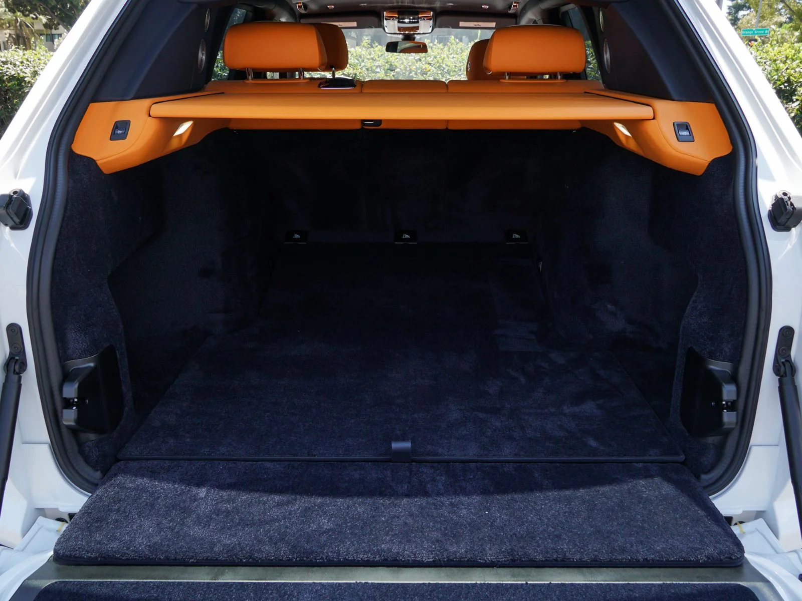 New 2026 Arctic White Rolls-Royce  image 36