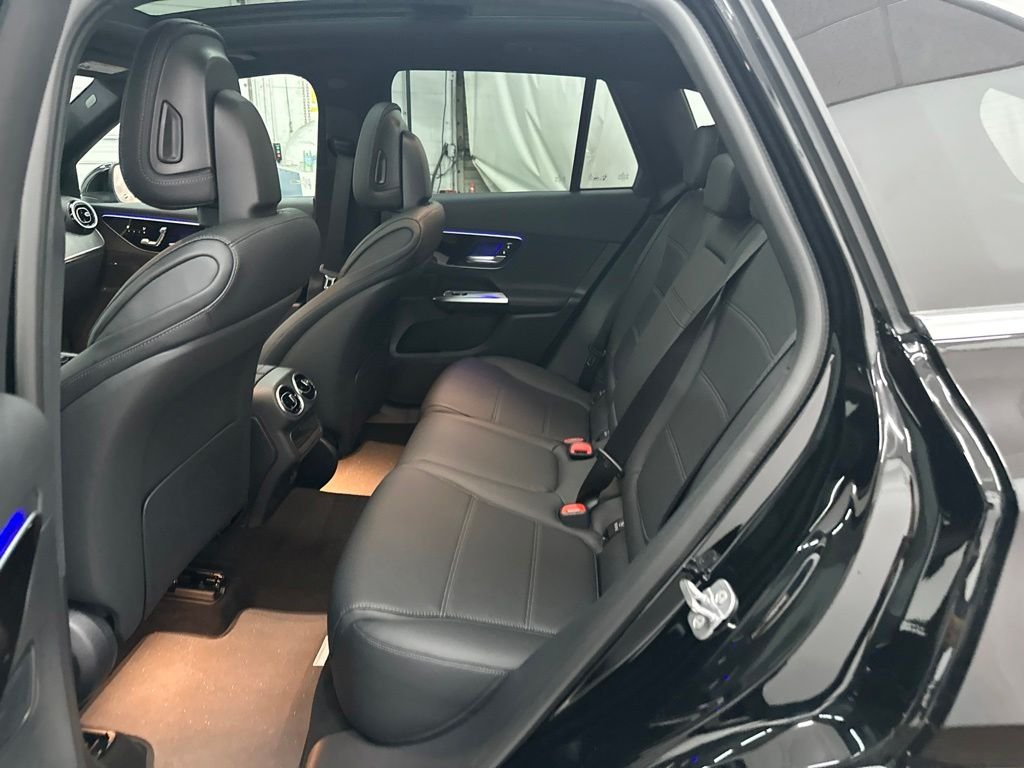New 2026 Black Mercedes-Benz GLC 300 image 24