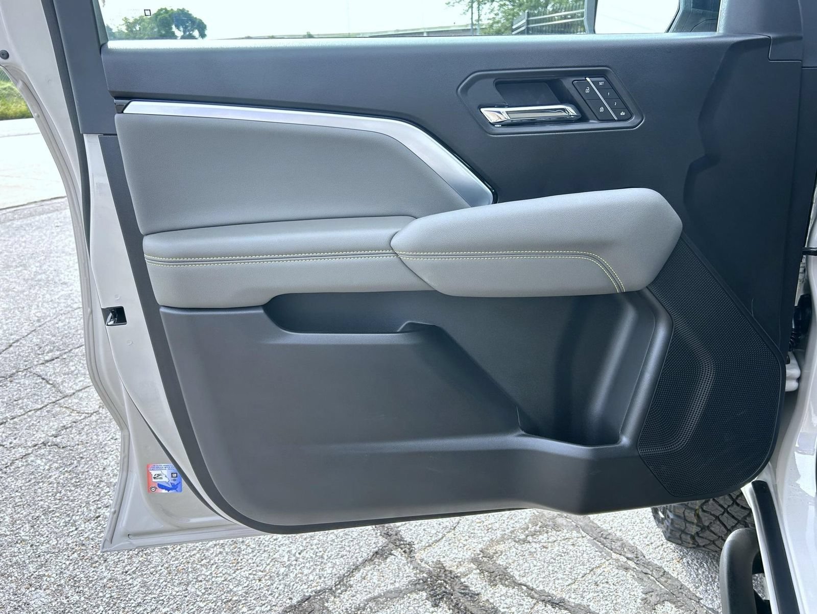 2026 Chevrolet Colorado ZR2 - Photo 9