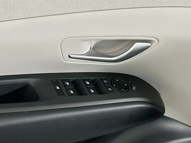 New 2026 Hyundai TUCSON HYBRID SEL Convenience