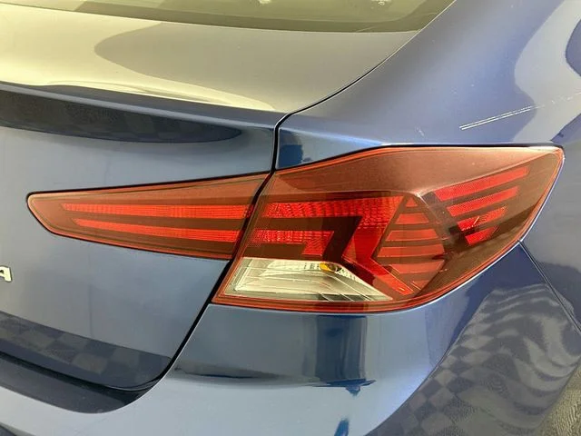 Pre-Owned 2019 Hyundai Elantra SEL