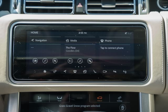 Used 2018 Byron Blue Metallic Land Rover 5.0L V8 Supercharged Autobiography image 27