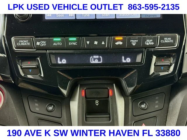 Used 2019  Honda EX image 15