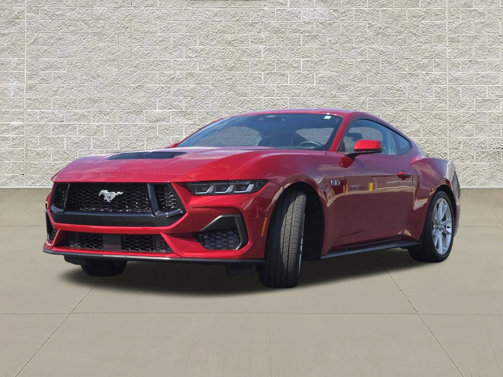 Used 2024 Rapid Red Metallic Tinted Clearcoat Ford GT Premium image 3