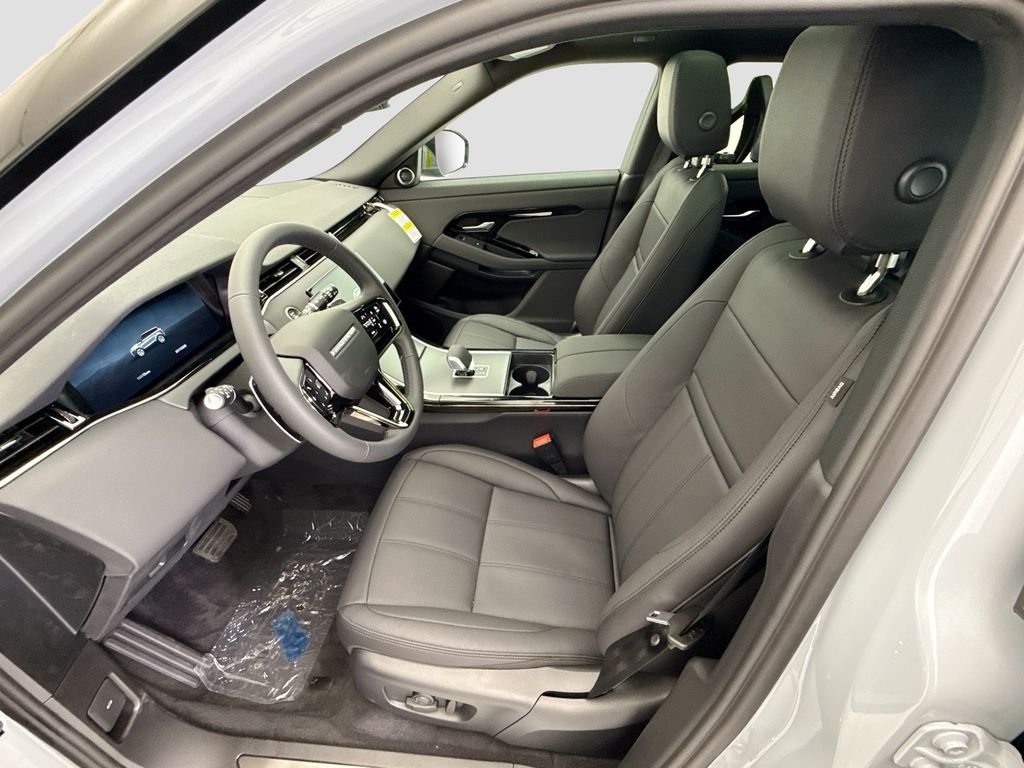 New 2026 Arroios Grey Metallic Land Rover S image 19