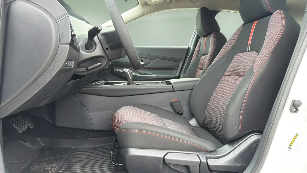 Certified Used 2026 Aspen White Super Black Nissan SR image 17