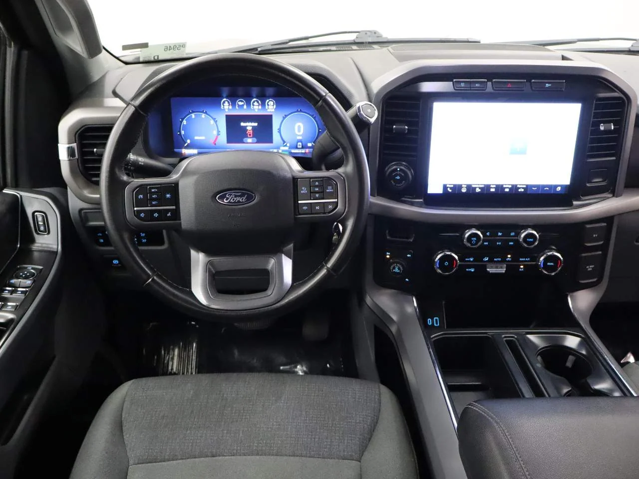 Used 2024 Agate Black Ford XLT Crew Cab image 15