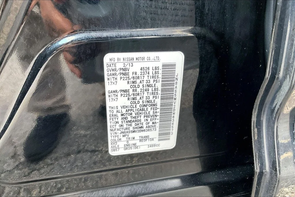 Used 2013 Black Nissan SV image 38