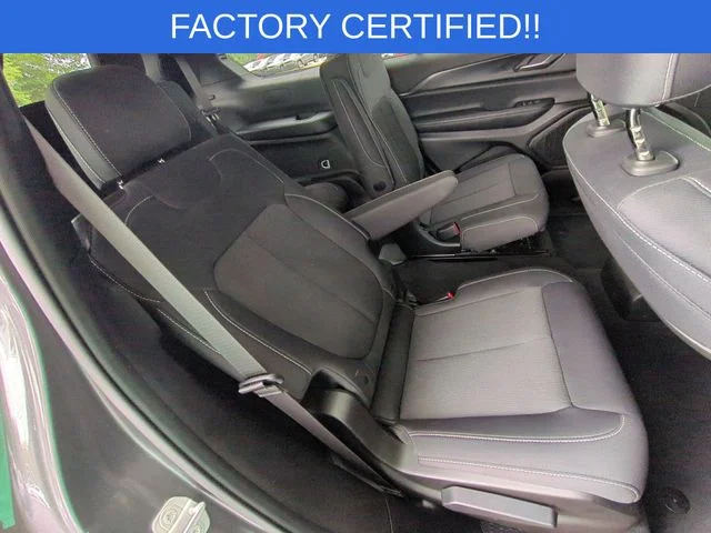 Used 2024 Gray Jeep Laredo image 35