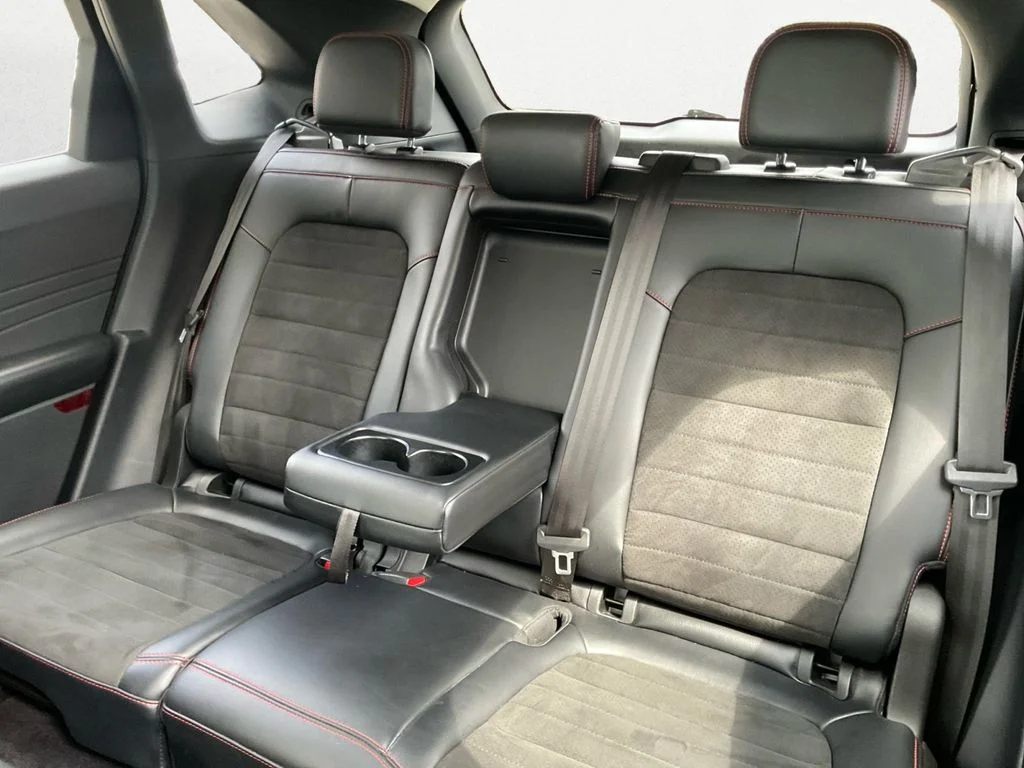Used 2022 Gray Ford SEL image 9