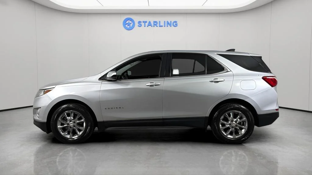 Used 2018 SILVER ICE METALLIC Chevrolet LT image 4